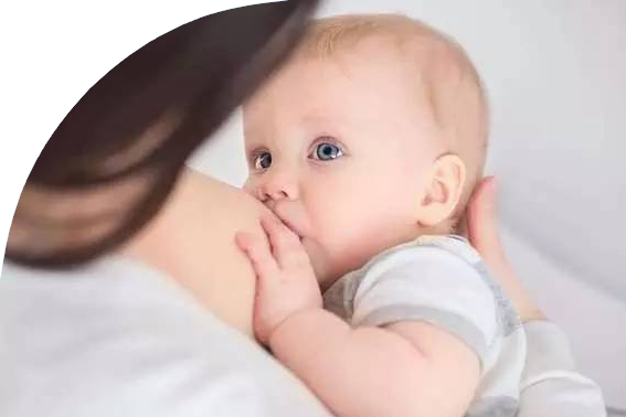為什么母乳寶寶長得小，奶粉寶寶長的胖大？