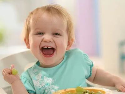 寶寶，夏天穿什么衣服降溫？