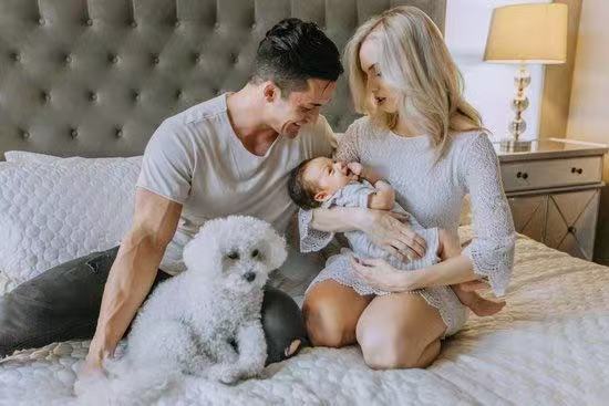 寶媽喂奶的時(shí)候經(jīng)常做這四件事，那寶寶的腹瀉就不可能避免！